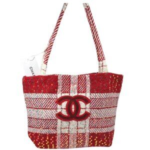 Chanel VIP GWP Tweed Tote Bag Holiday Gift NWT